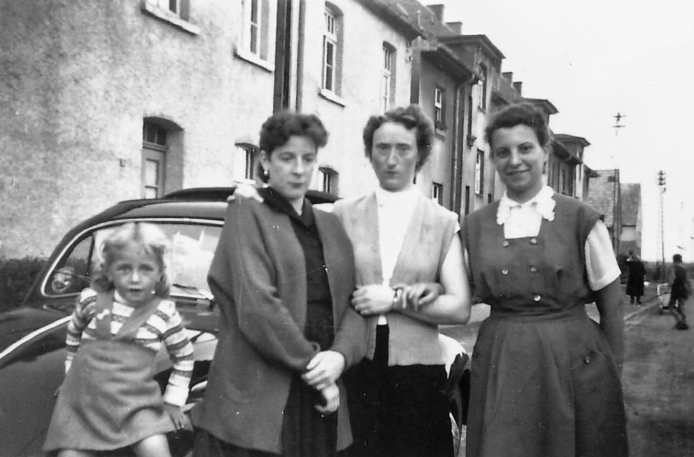 Kinder der Herz Jesu Schule