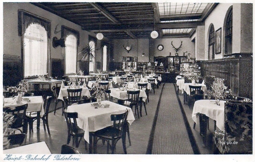 Kinder der Herz Jesu Schule Bahnhof