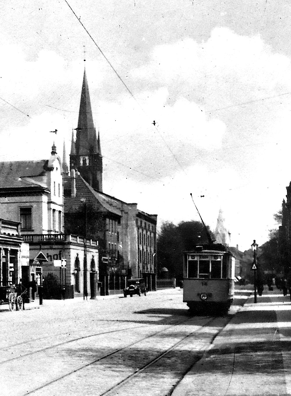 Kinder der Herz Jesu Schule Bahnhof
