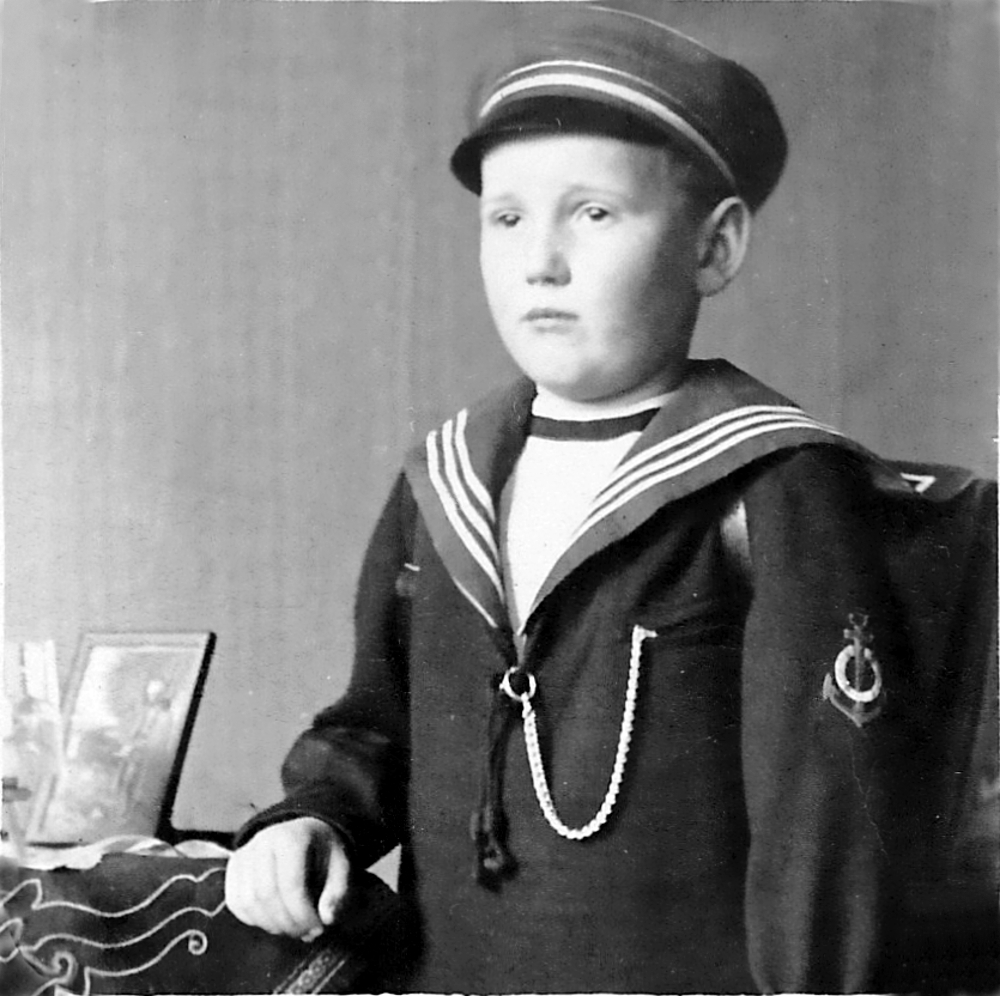 Kinder der Herz Jesu Schule Bahnhof