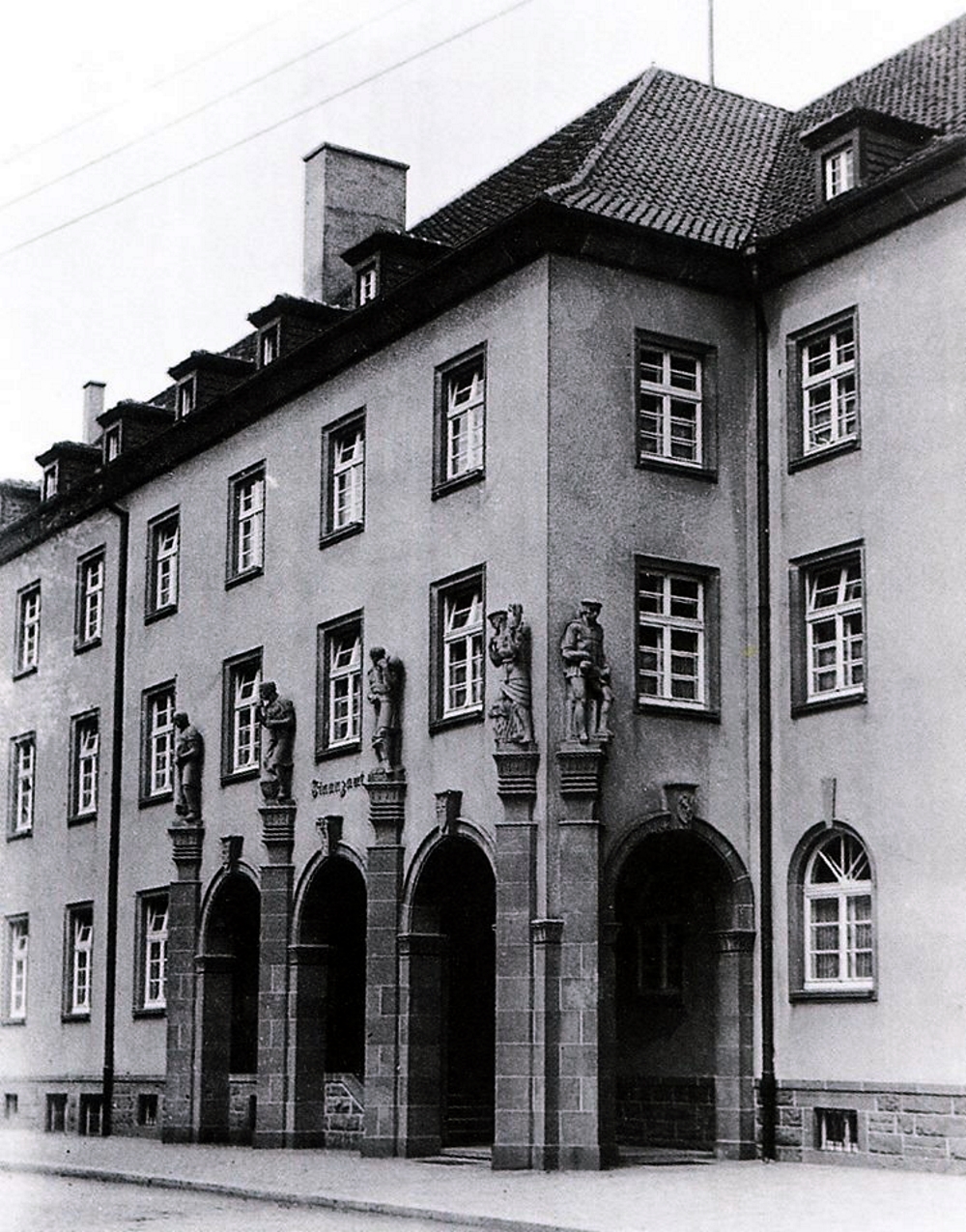 Zum weißen Rössel;