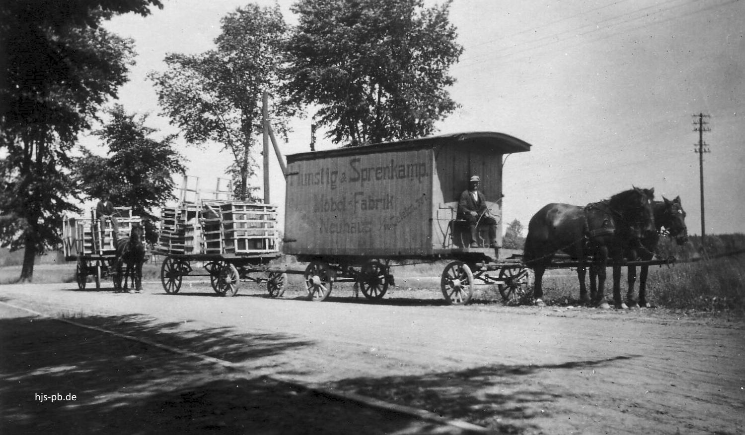 Zum weißen Rössel; Schulespielen
