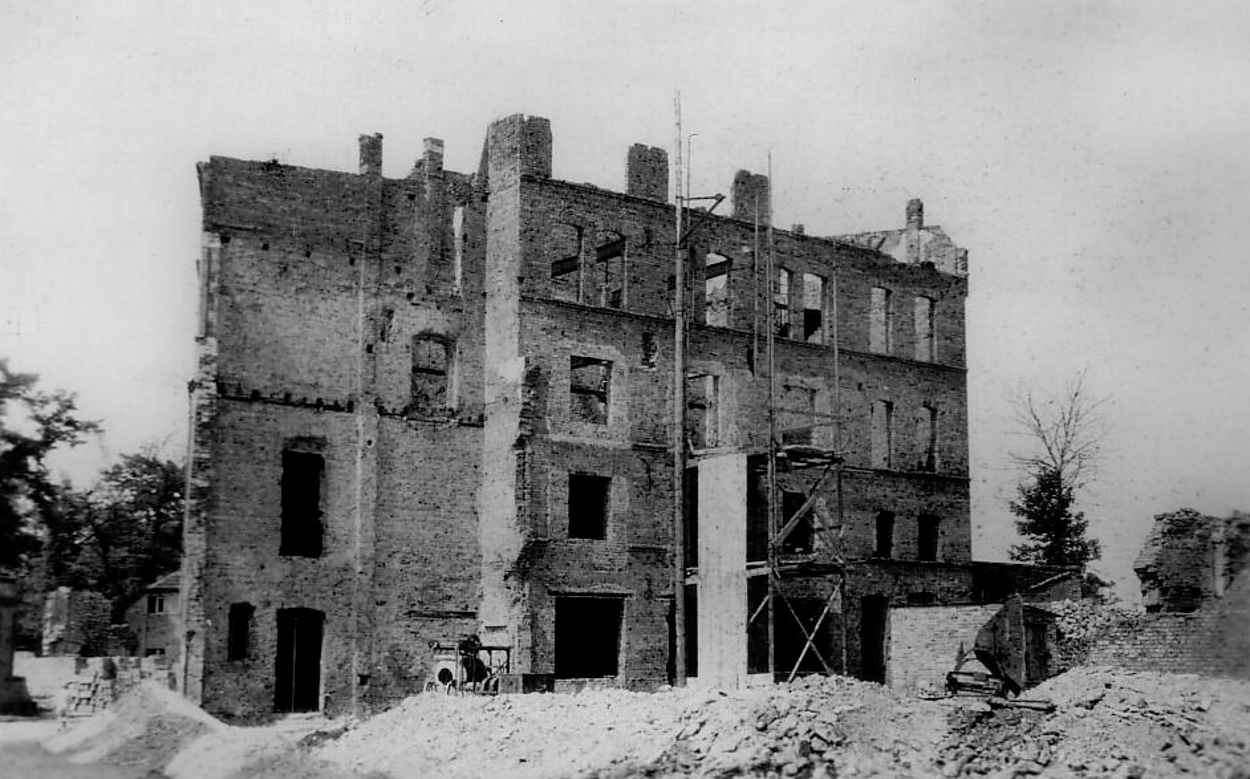 Kinder der Herz-Jesu-Schule; Zum Weißen Rössel